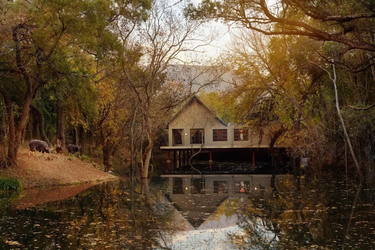 Отель First Group Magalies Park Хартбиспурт Экстерьер фото